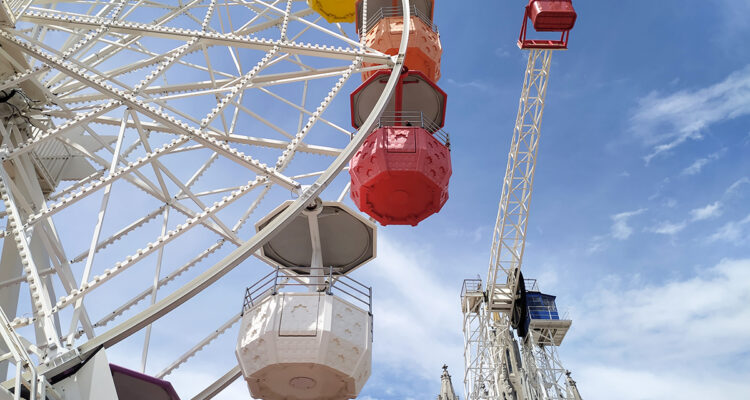 le parc d'attraction du tibidabo à barcelone