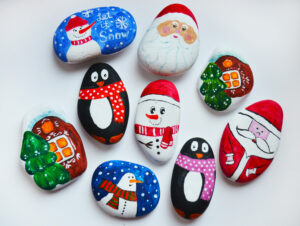 Painted,Pebbles,Stones.,Christmas,Souvenirs,For,Kids.