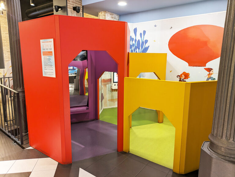 restaurant zone de jeux barcelone 1 768x577