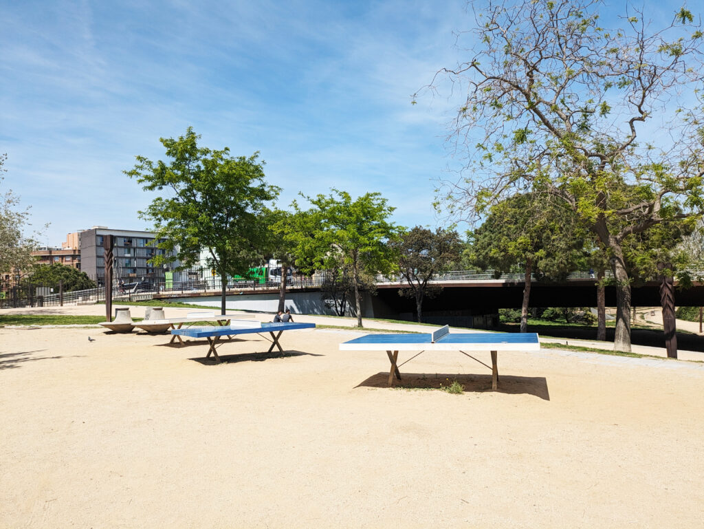 faire du ping pong a barcelone