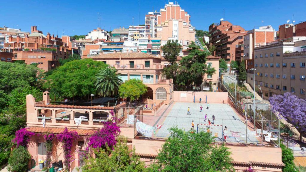 escola del mar barcelone