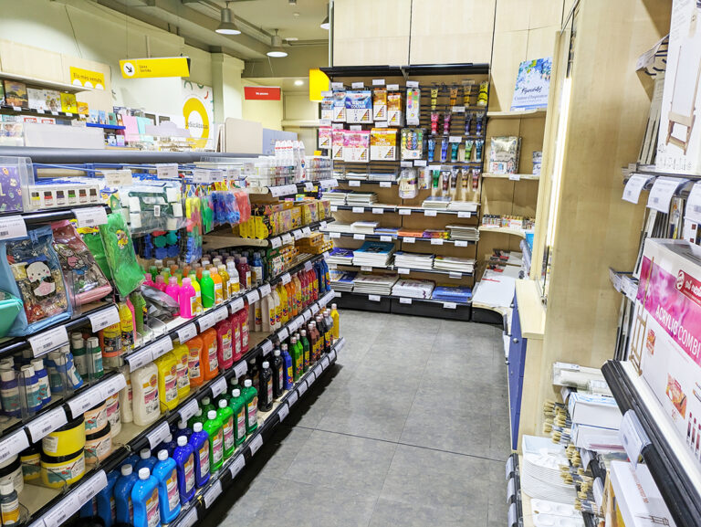 travaux manuels enfants barcelone 1 768x577