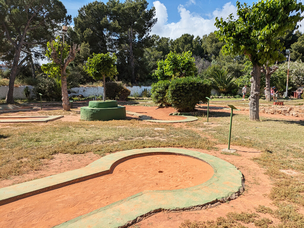 mini golf près de barcelone