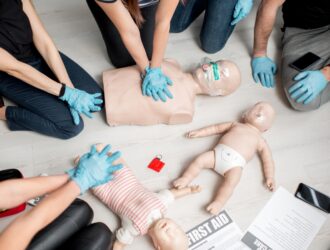 Formation premiers soins bébés et enfants à Barcelone