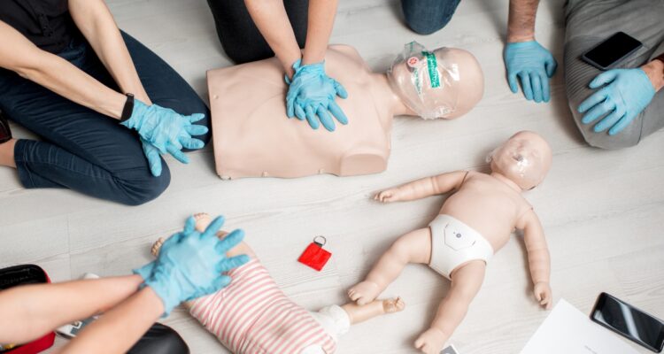 Formation premiers soins bébés et enfants à Barcelone