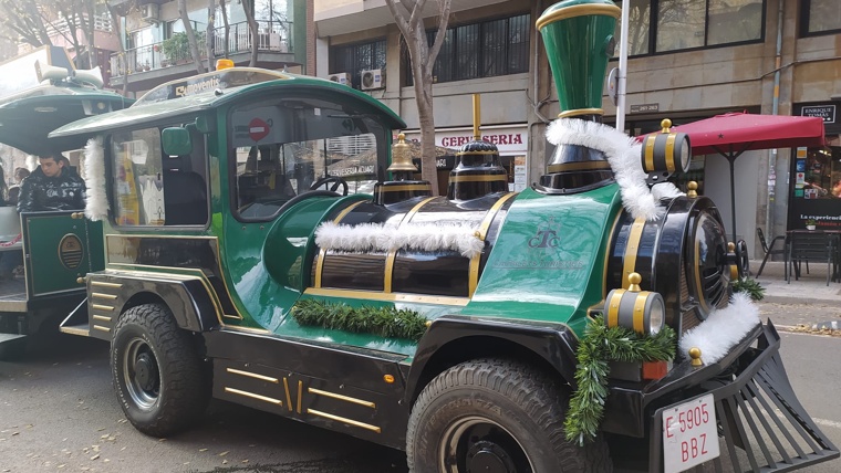 petits trains de noel barcelone