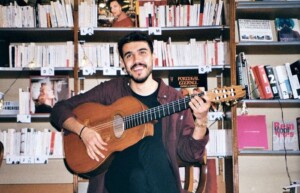 Tiago Almeida prof de guitare barcelone