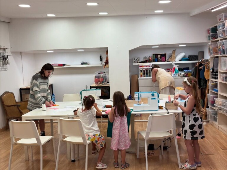 curso costura niños barcelona