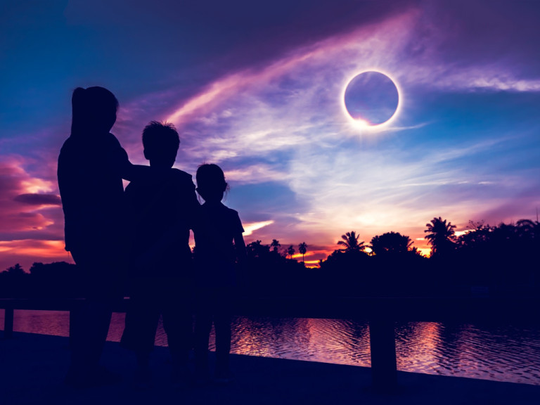 eclipse solaire 2026 barcelone